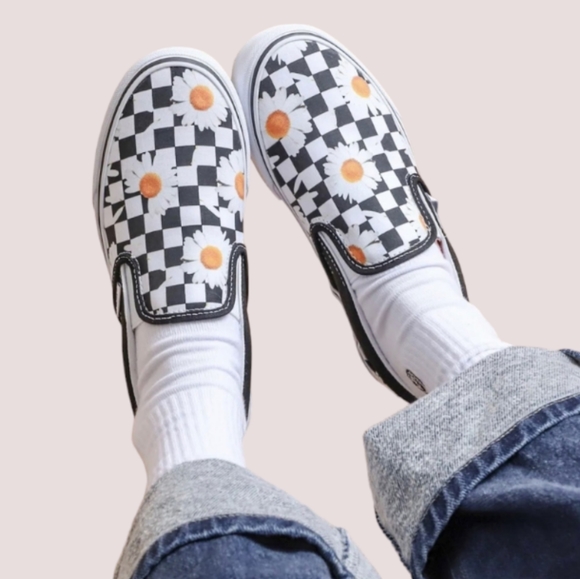 Vans Shoes - Vans "Love Me, Love Me Not" Black & White Checkered Daisy Slip-Ons 8.5